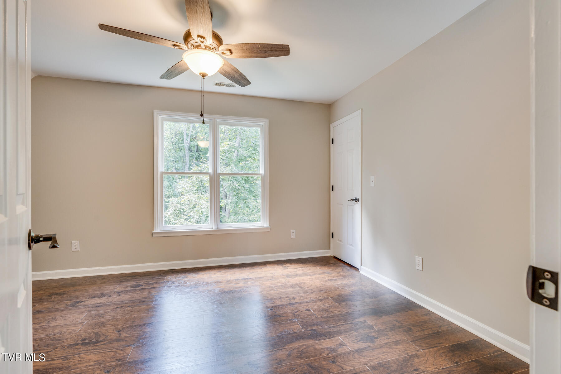 518 Mitchell Road Kingsport, TN 37663 - Photo 30 of 48 030