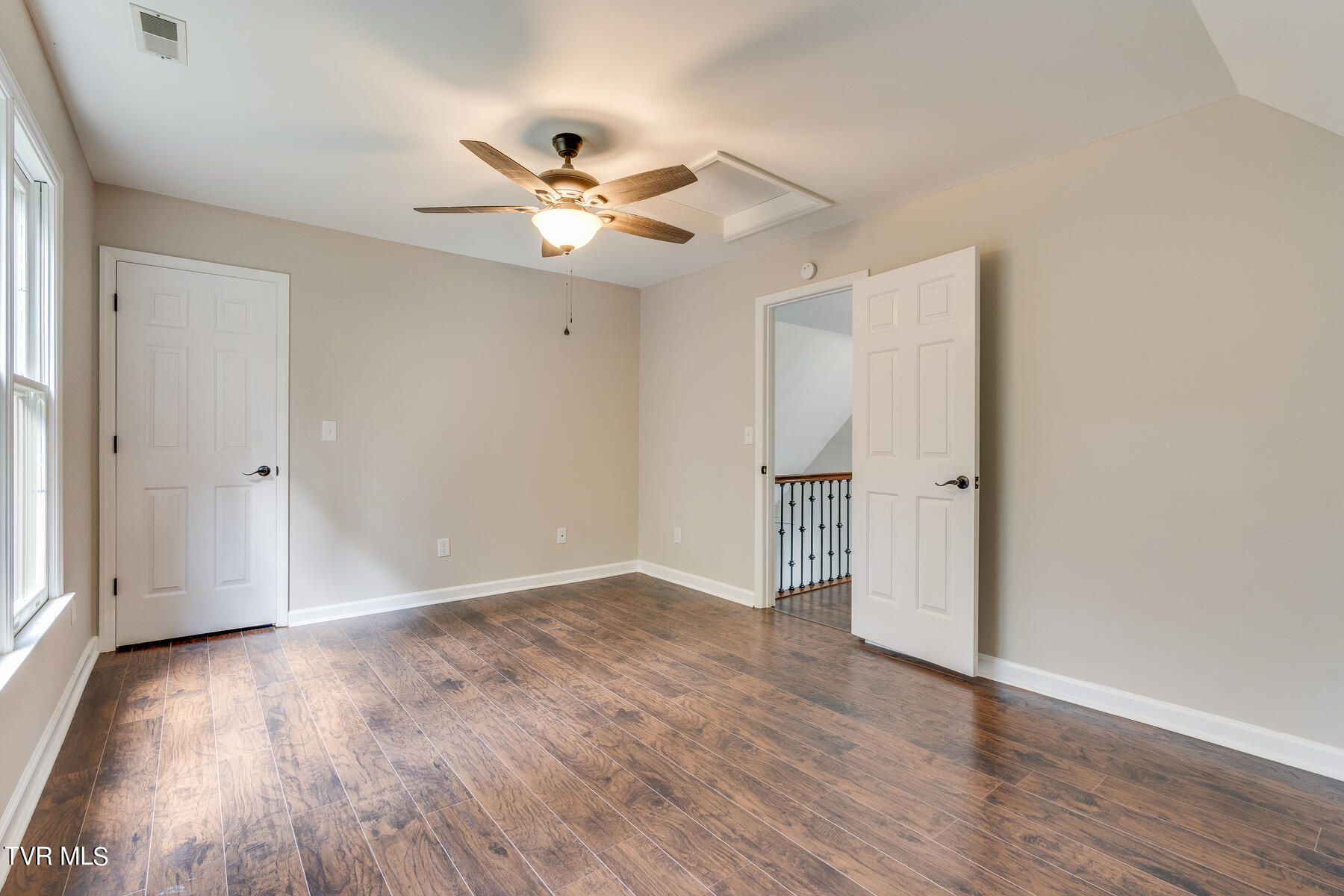 518 Mitchell Road Kingsport, TN 37663 - Photo 32 of 48 032