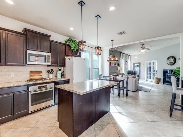 $445,999 | 10108 Bridgewater Drive, McKinney, TX 75072
