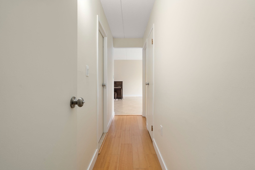 1550 Worcester Road, Unit 422 Framingham, MA 01702 - Photo 4 of 27 Gallery Image 4