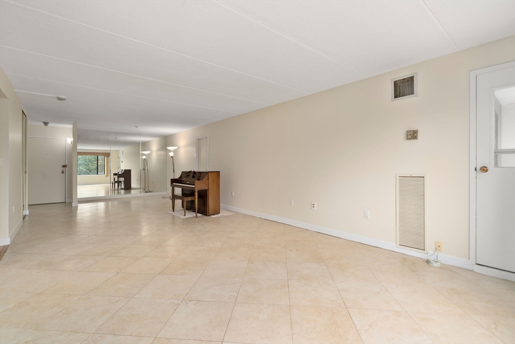 1550 Worcester Road, Unit 422 Framingham, MA 01702 - Photo 7 of 27 Gallery Image 7