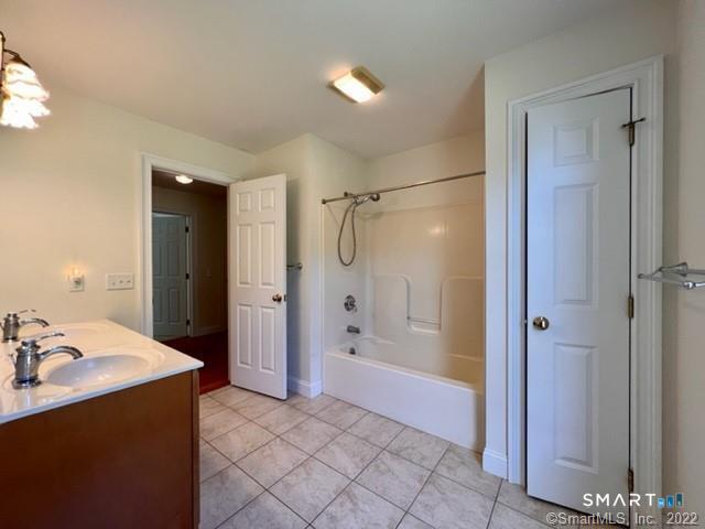 242 Upper Pattagansett Road East Lyme, CT 06333 - Photo 19 of 39