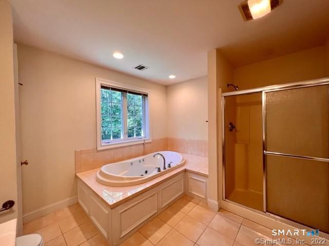 242 Upper Pattagansett Road East Lyme, CT 06333 - Photo 31 of 39