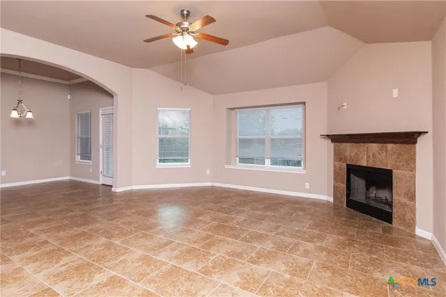 $1,800 | 704 West Gemini Lane, Killeen, TX 76542