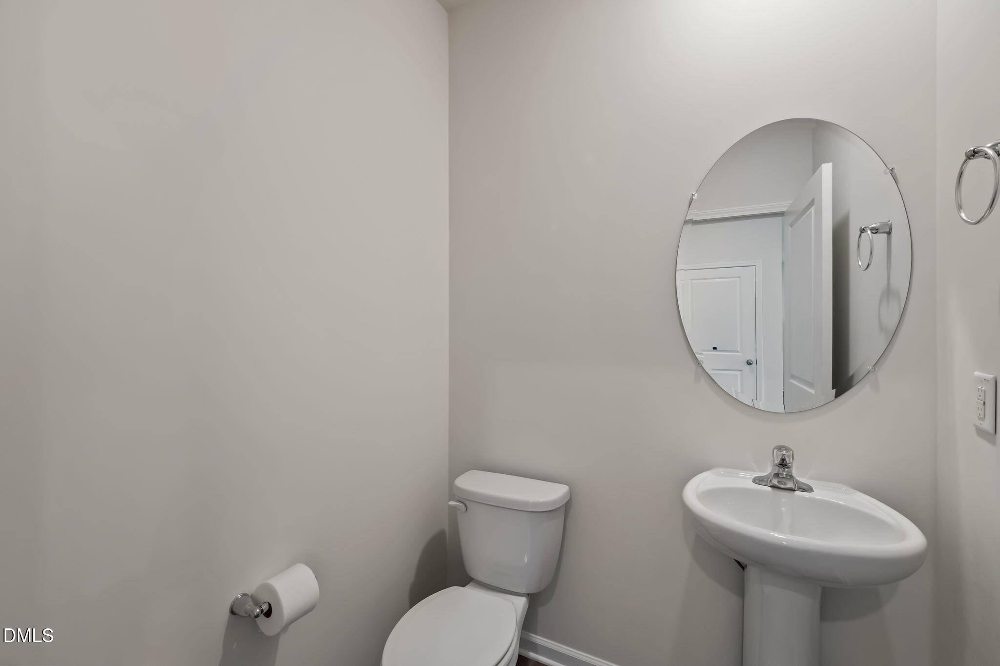 2113 Fletchers Ridge Drive Durham, NC 27703 - Photo 10 of 54 20-web-or-mls-P1110630