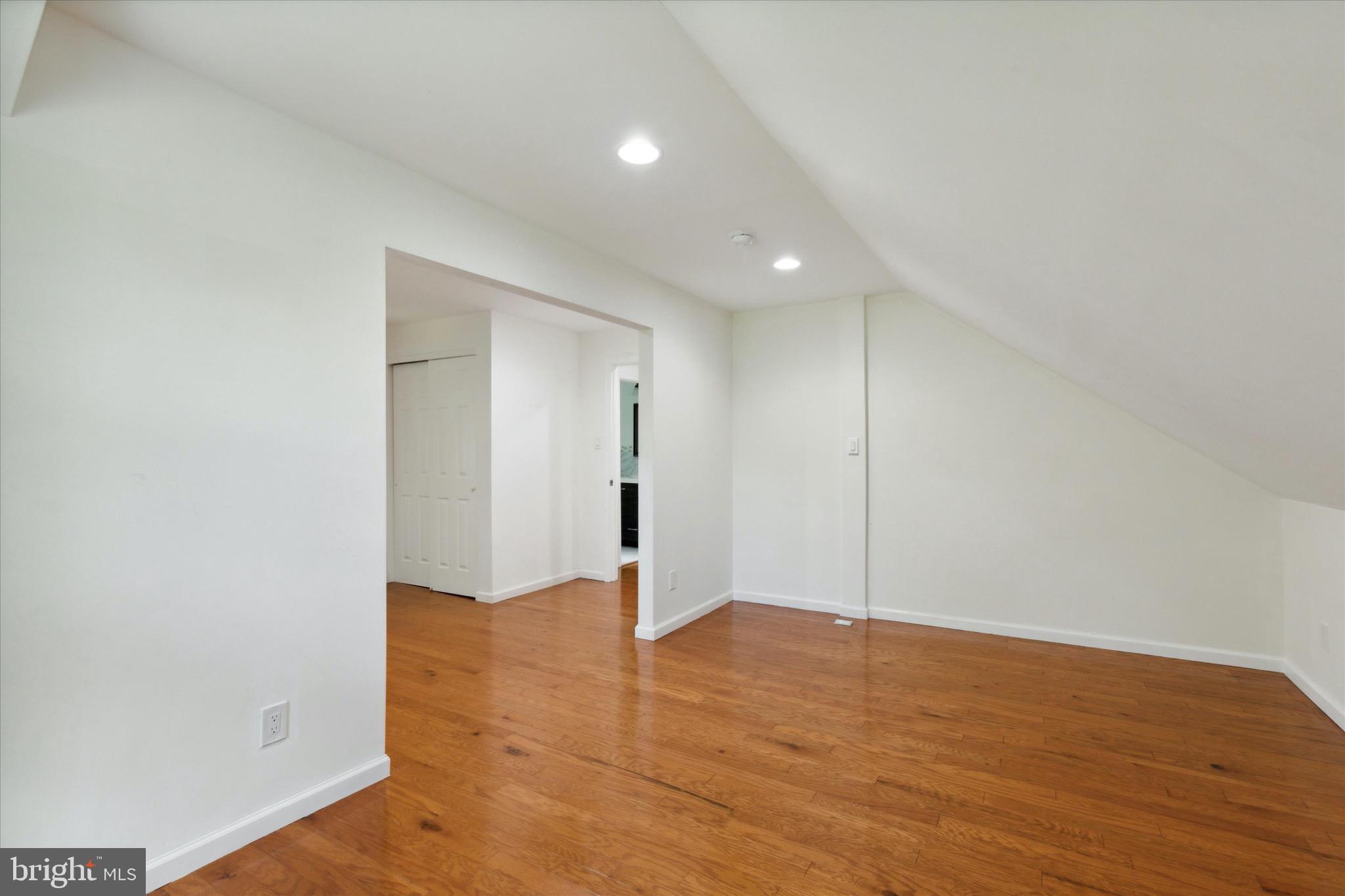 997 Camp Road Telford, PA 18969 - Photo 22 of 25 a view of an empty room