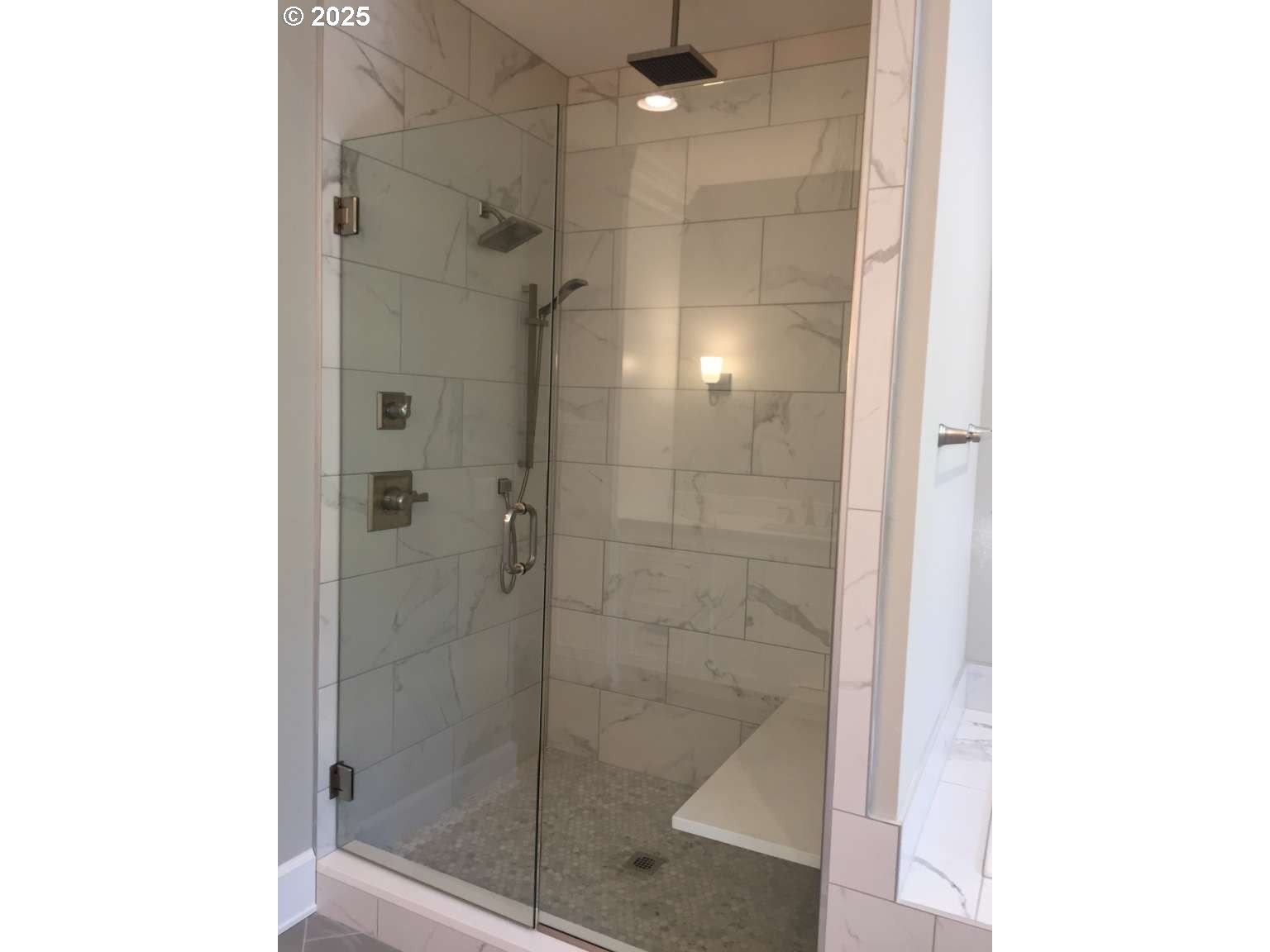 7535 Northwest Quinault Street Camas, WA 98607 - Photo 5 of 27 a bathroom with a shower