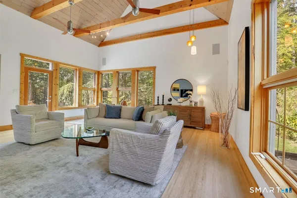 $799,900 | 84 Hollister Drive, Avon, CT 06001