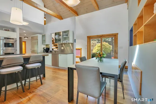 $799,900 | 84 Hollister Drive, Avon, CT 06001