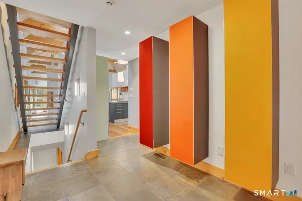 $799,900 | 84 Hollister Drive, Avon, CT 06001