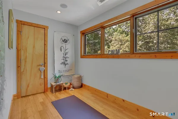 $799,900 | 84 Hollister Drive, Avon, CT 06001