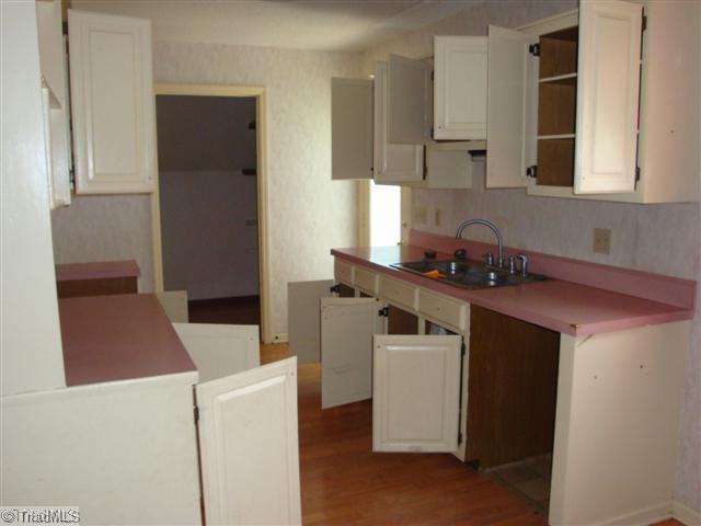 194 Golfcrest Road Denton, NC 27239 - Photo 4 of 8 Kitchen. Kitchen area with ample cabinet space.