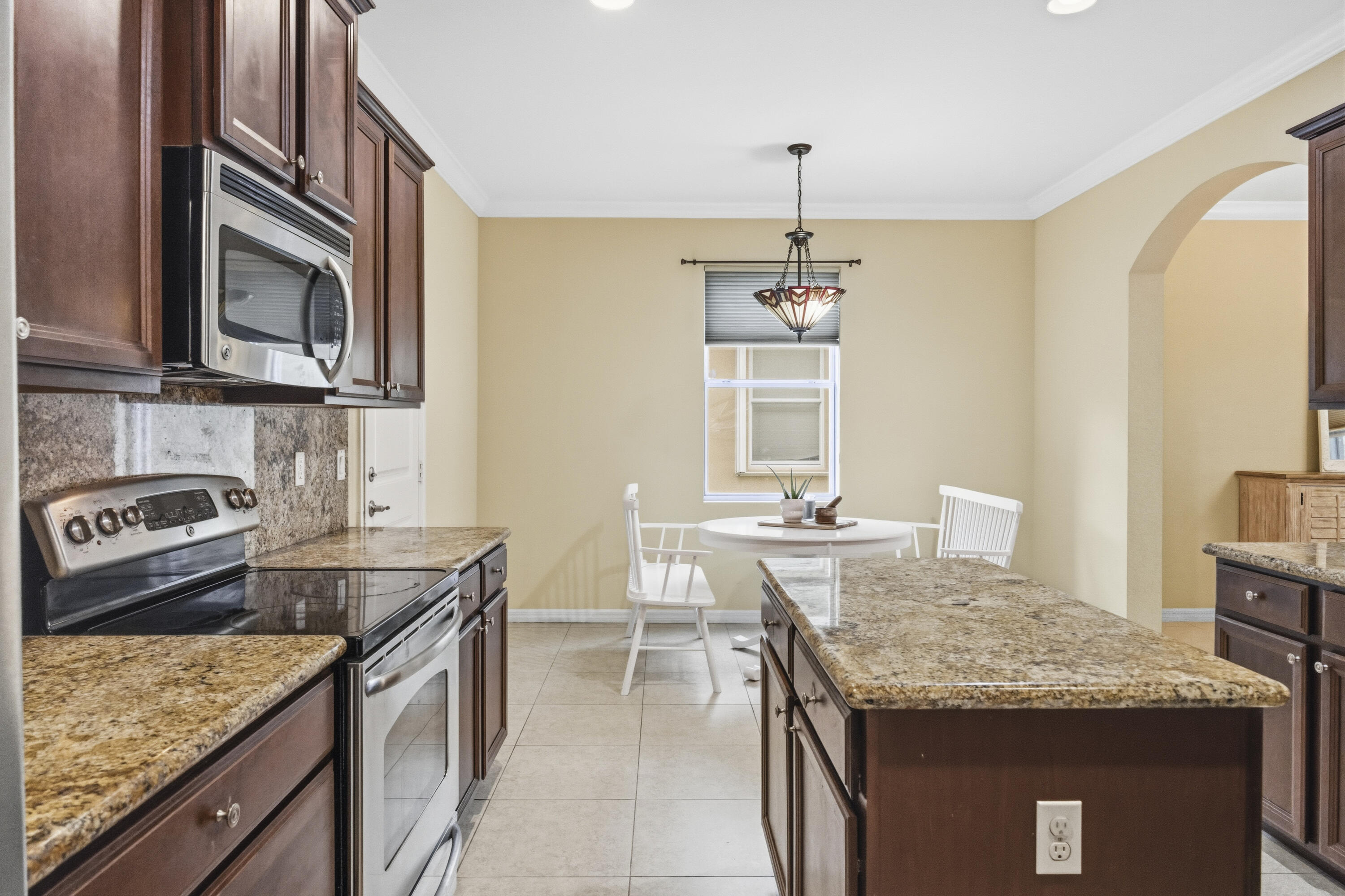 8462 Lyons Ranches Road Boynton Beach, FL 33472 - Photo 14 of 35 Kitchen