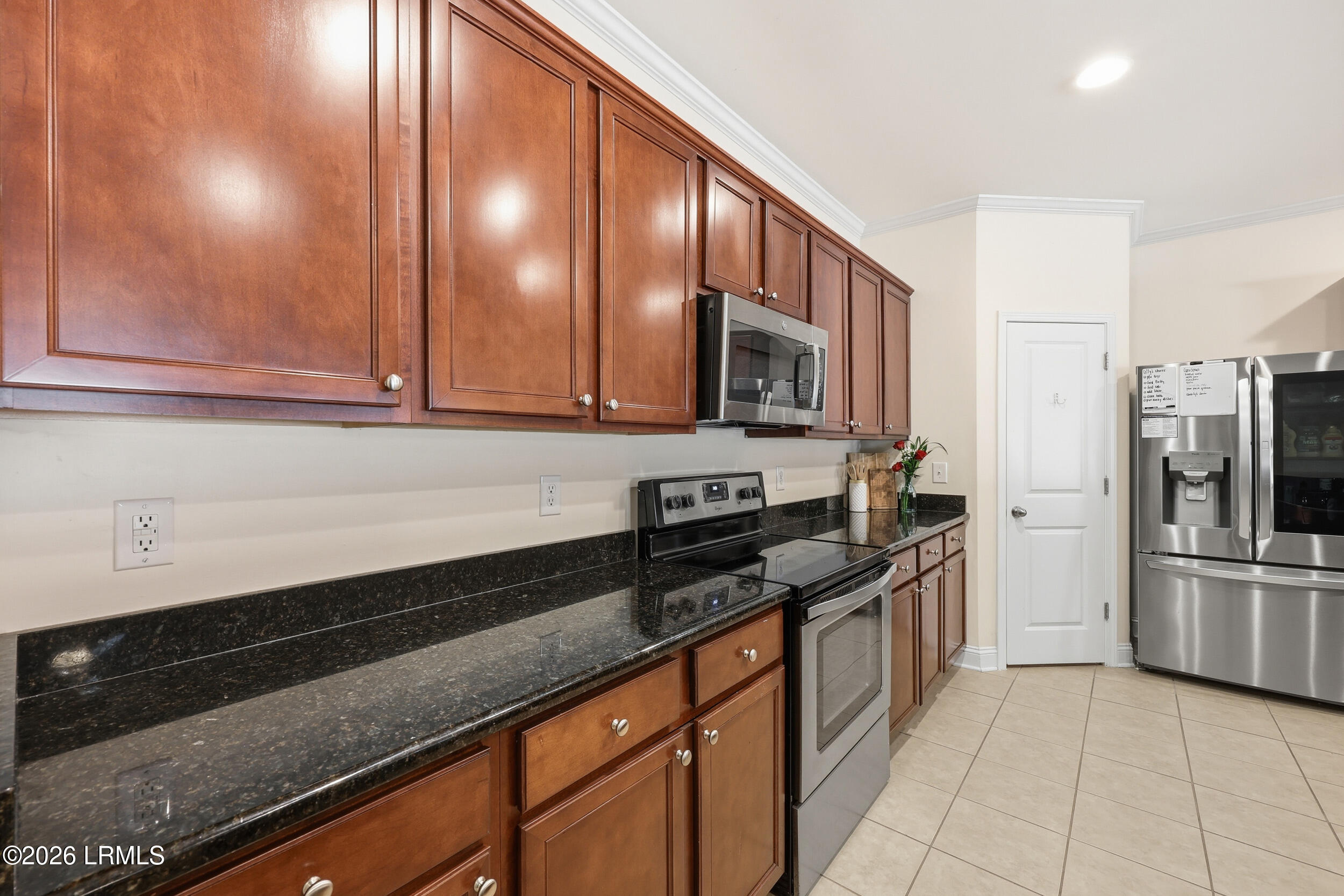 18 Catawba Way Beaufort, SC 29906 - Photo 5 of 34 7_007_ru4a0416