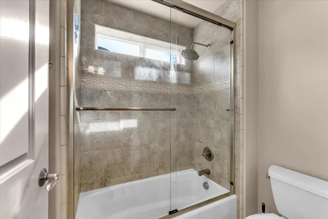 $947,000 | 19549 San Vincente Drive, Redding, CA 96003