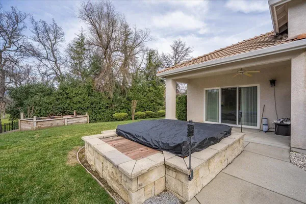 $937,000 | 19549 San Vincente Drive, Redding, CA 96003