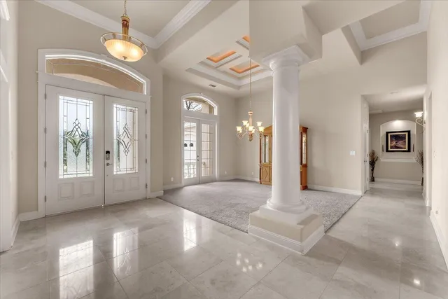 $947,000 | 19549 San Vincente Drive, Redding, CA 96003