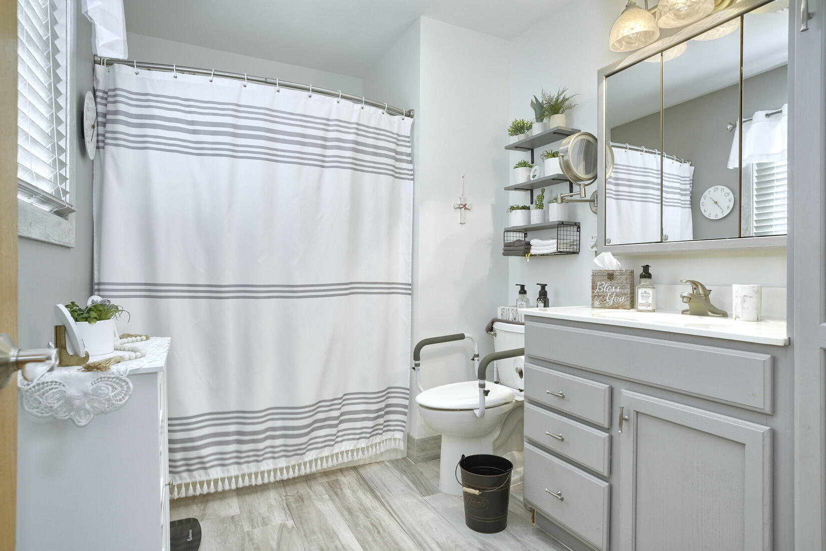 9815 Hart Street St. John, IN 46373 - Photo 14 of 19 a bathroom with a sink toilet and shower