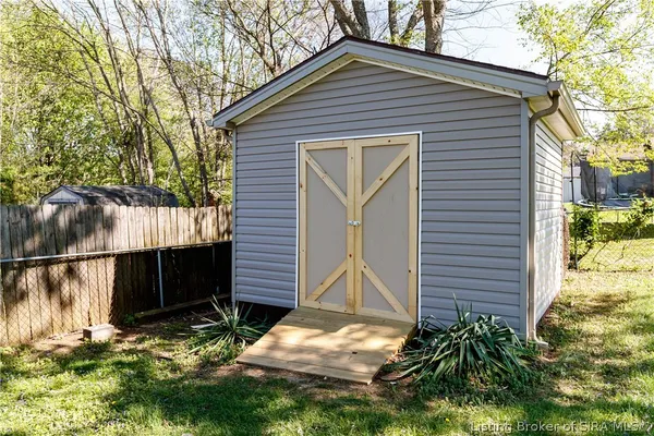 $219,999 | 203 Bates Drive, Charlestown, IN 47111