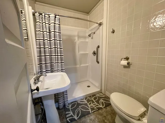 $157,000 | 2026 North Kansas Avenue, Topeka, KS 66608