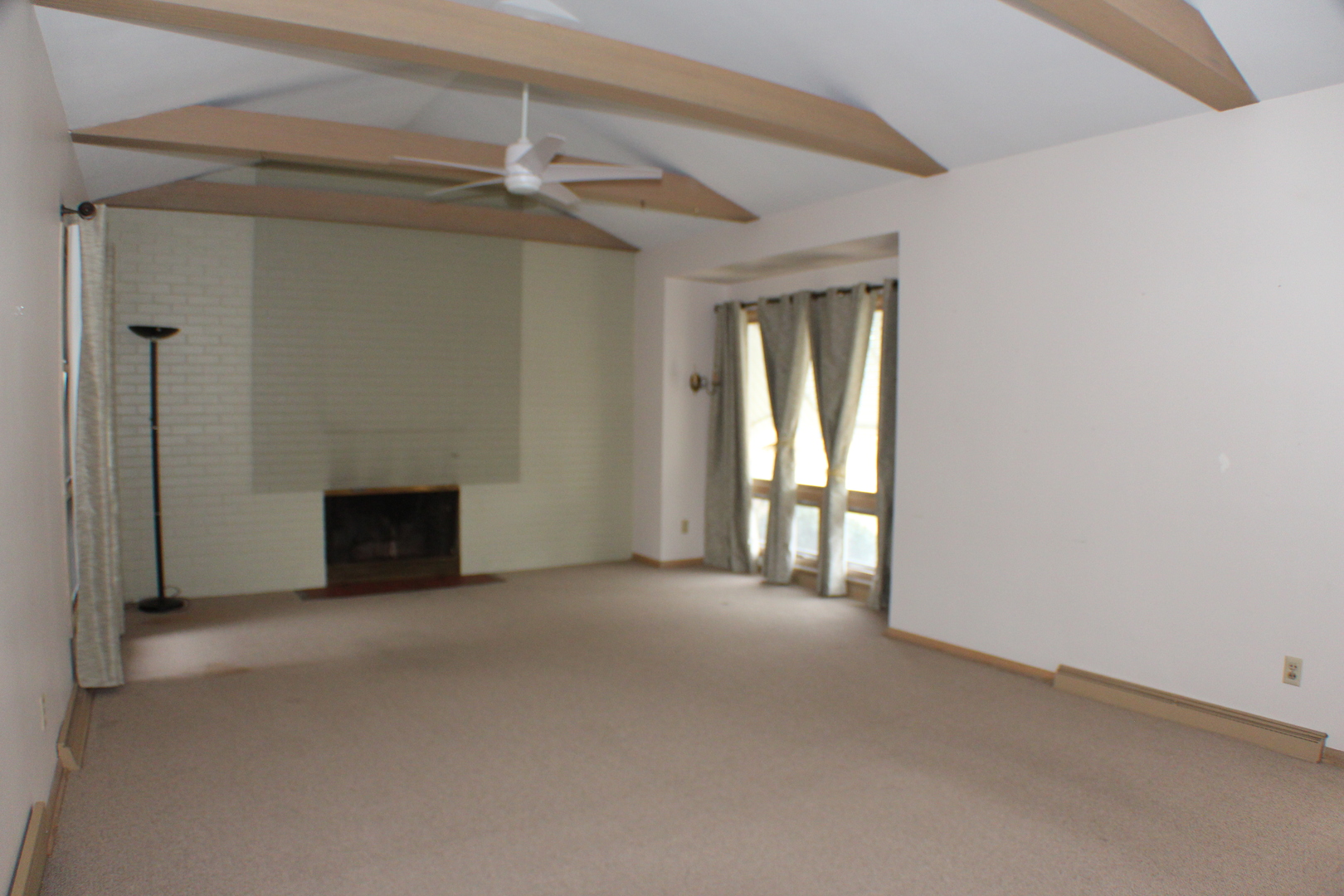 3210 15th Street A Moline, IL 61265 - Photo 4 of 44