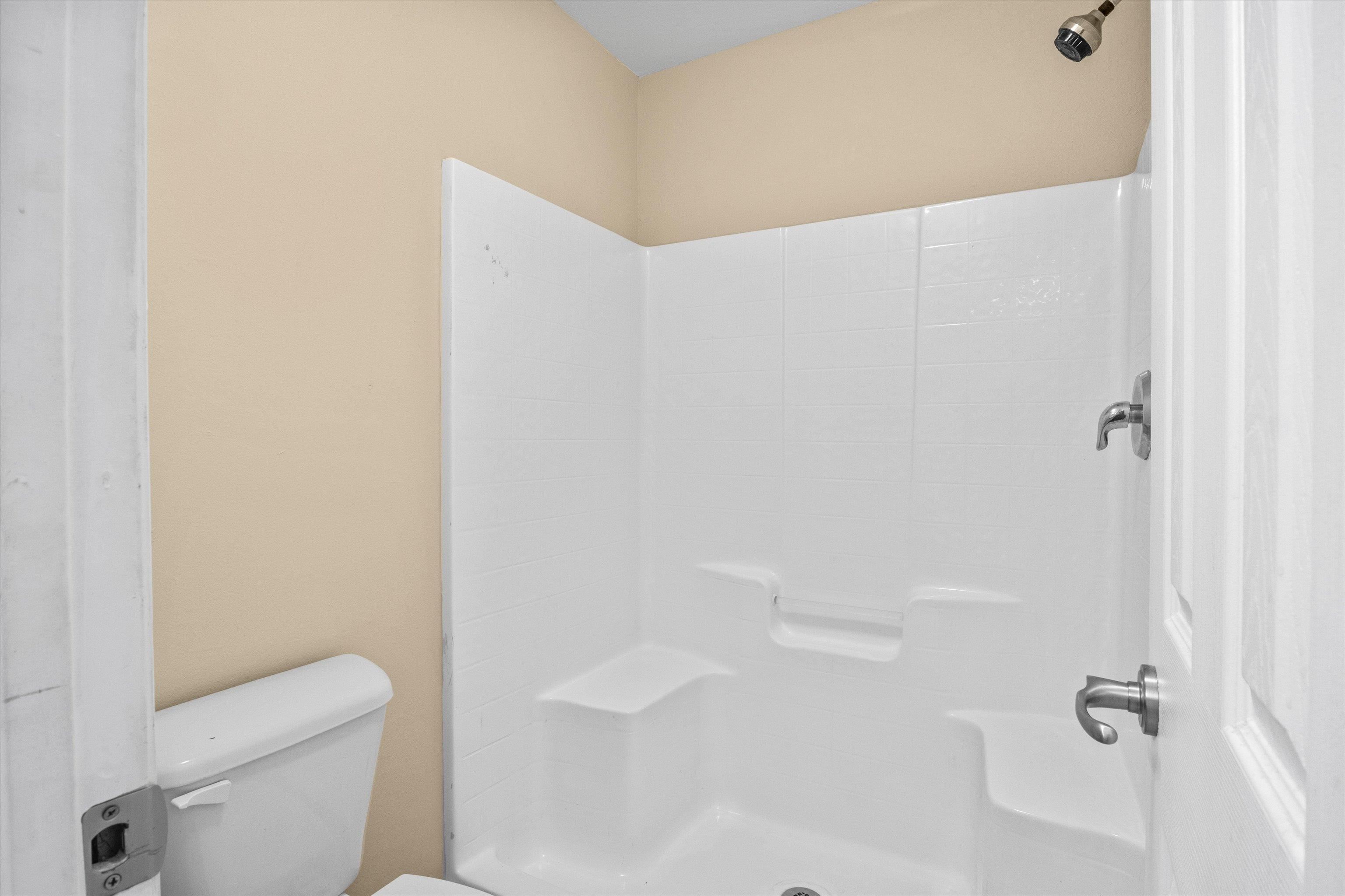 1320 Hendrix Road, Unit 605 Tallahassee, FL 32301 - Photo 15 of 18