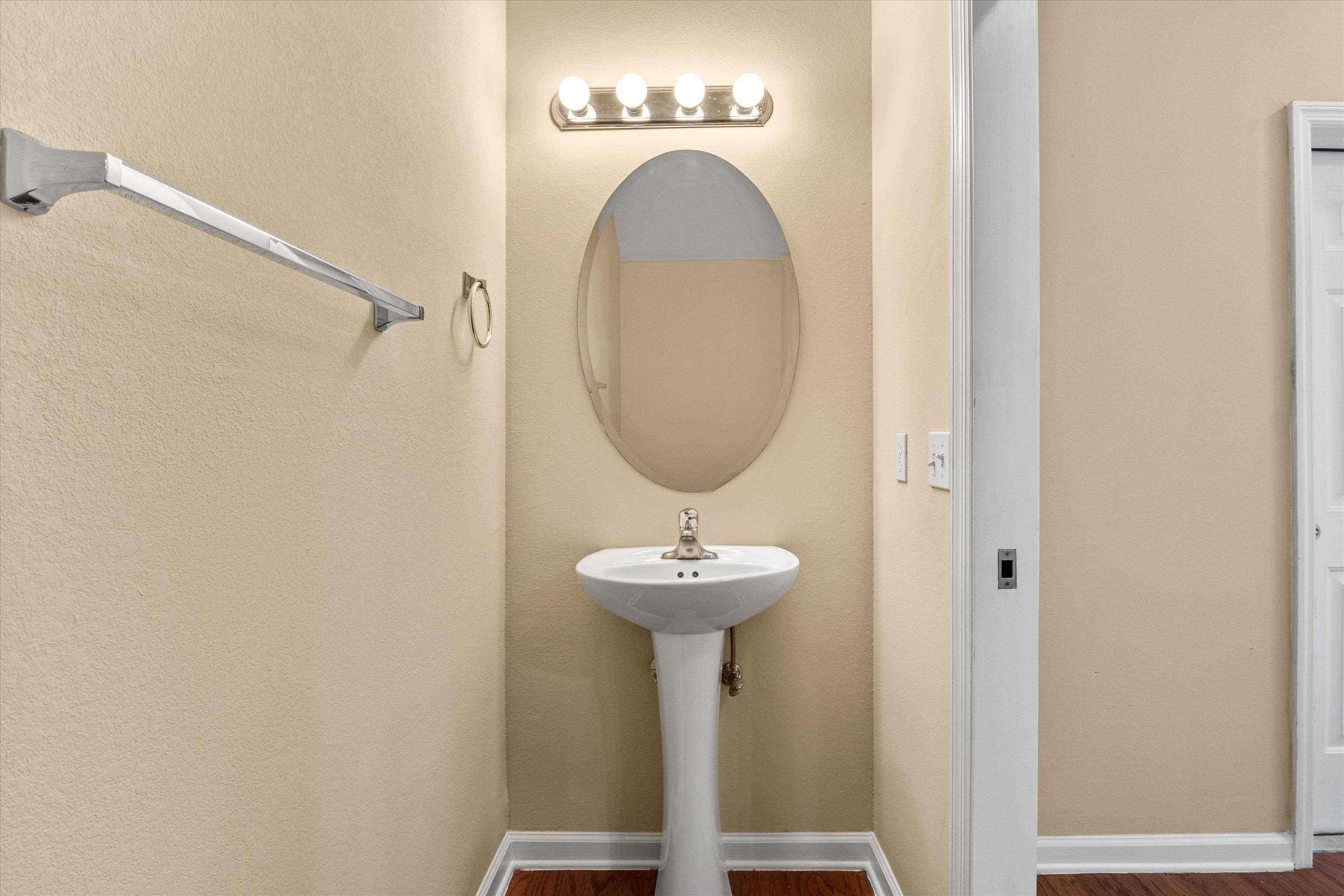 1320 Hendrix Road, Unit 605 Tallahassee, FL 32301 - Photo 3 of 18