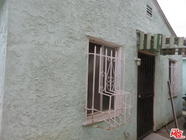 a view of front door