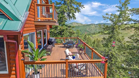 a view of stairs and an outdoor seating