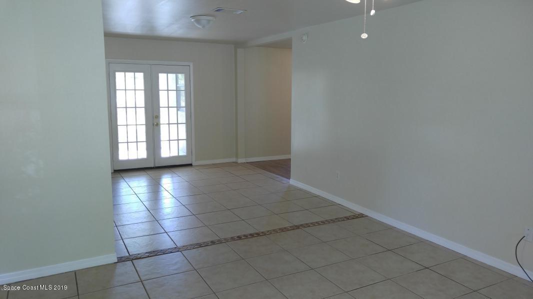 1019 Cromey Road Northeast Palm Bay, FL 32905 - Photo 4 of 27 20180418161437823868000000-o