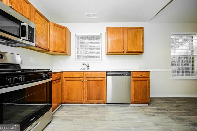 $2,045 | 4610 Idlewood Park, Lithonia, GA 30038