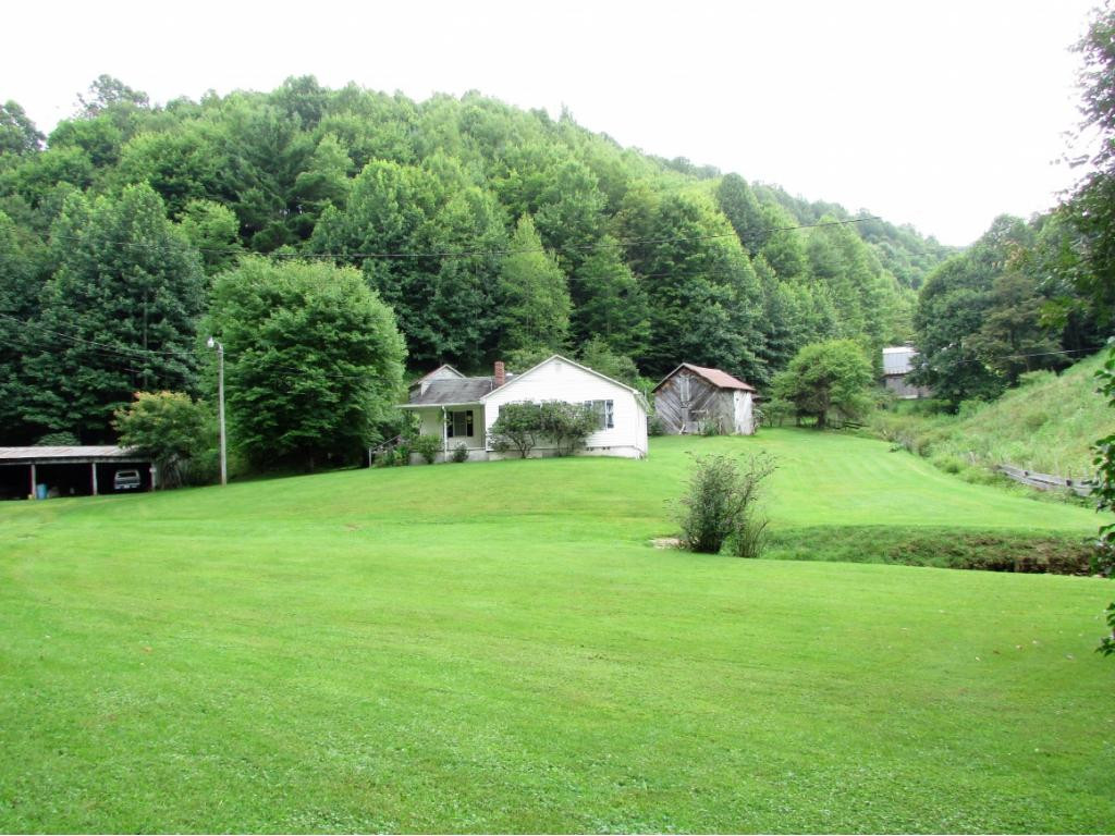 832 Eggers Branch Road Trade, TN 37691 - Photo 9 of 36 Photo 9