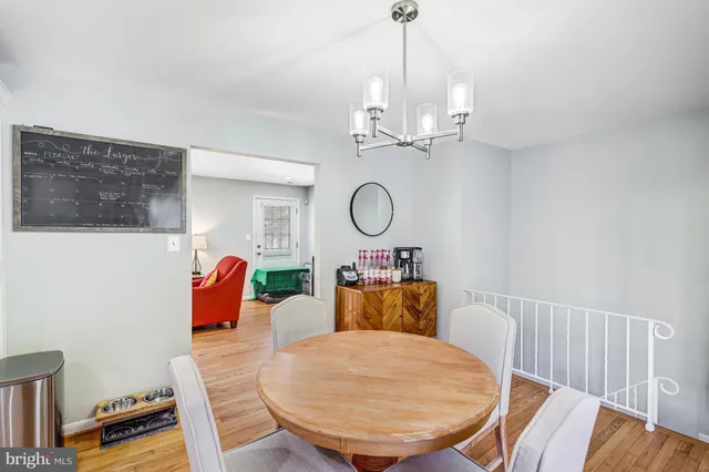 $789,900 | 7213 Calamo Street, Springfield, VA 22150