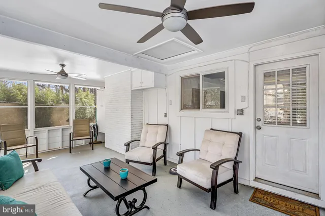 $789,900 | 7213 Calamo Street, Springfield, VA 22150