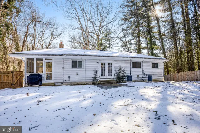 $789,900 | 7213 Calamo Street, Springfield, VA 22150