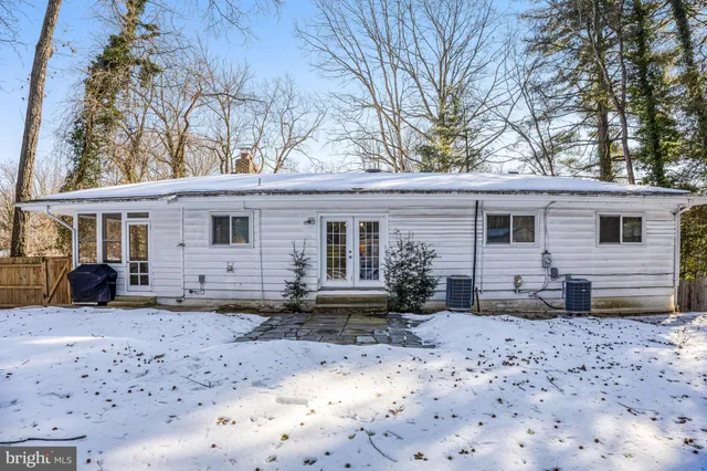 $789,900 | 7213 Calamo Street, Springfield, VA 22150