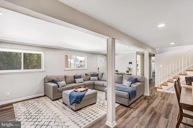 $789,900 | 7213 Calamo Street, Springfield, VA 22150