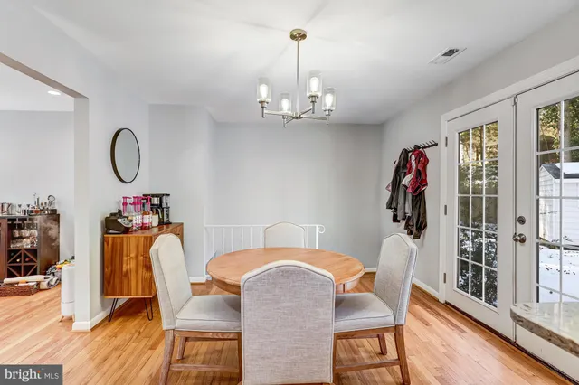 $789,900 | 7213 Calamo Street, Springfield, VA 22150