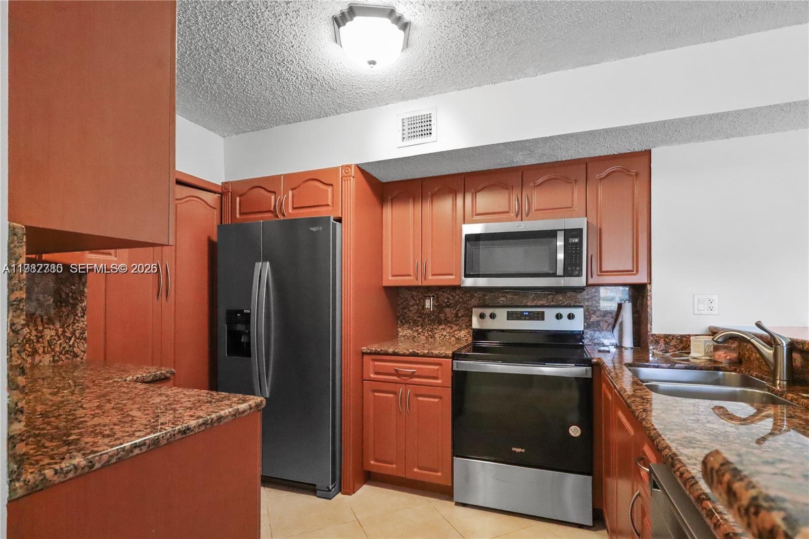 3844 Lyons Road, Unit 1124 Coconut Creek, FL 33073 - Photo 7 of 38