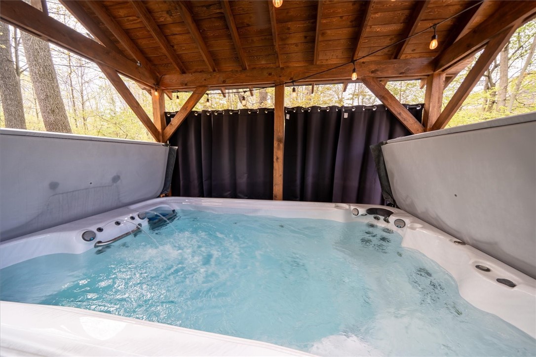 616 Brookstone Bend Webster, NY 14580 - Photo 46 of 49