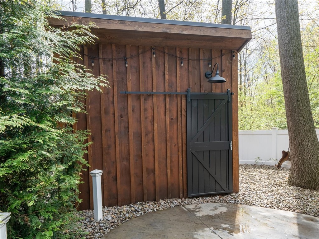 616 Brookstone Bend Webster, NY 14580 - Photo 47 of 49