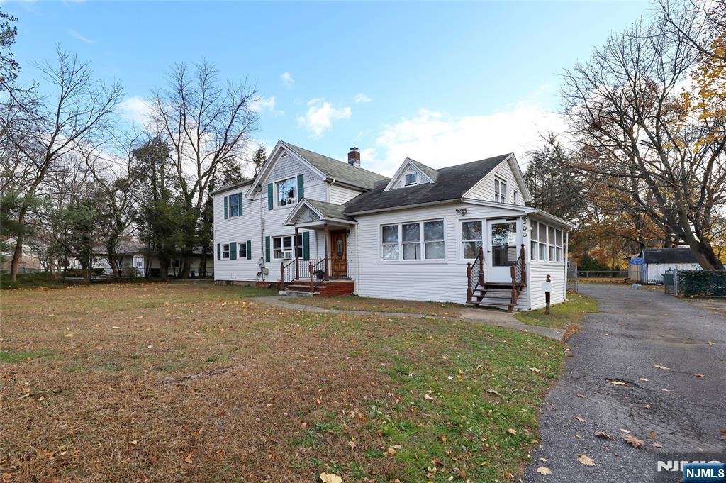 300 Spring Valley Road Paramus, NJ 07652 - Photo 3 of 48