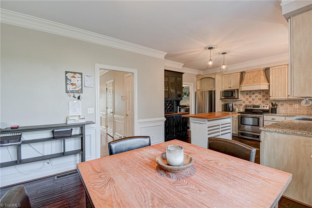 1752 Curraghmore Road Clemmons, NC 27012 - Photo 20 of 48