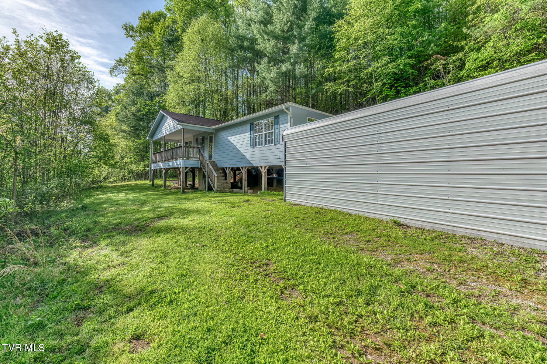 514 Piney Grove Road Hampton, TN 37658 - Photo 2 of 33 514 Piney Grove Rd-30