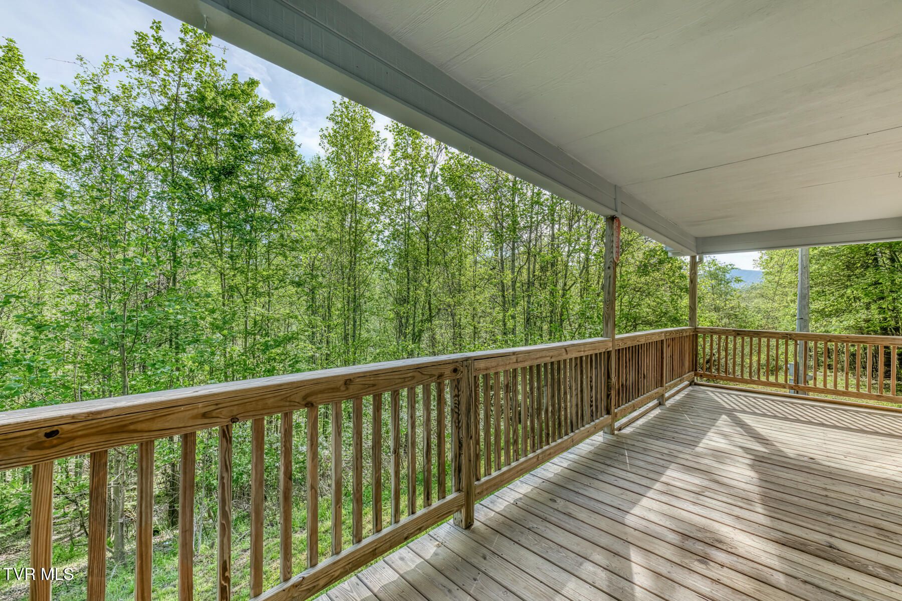 514 Piney Grove Road Hampton, TN 37658 - Photo 29 of 33 514 Piney Grove Rd-2
