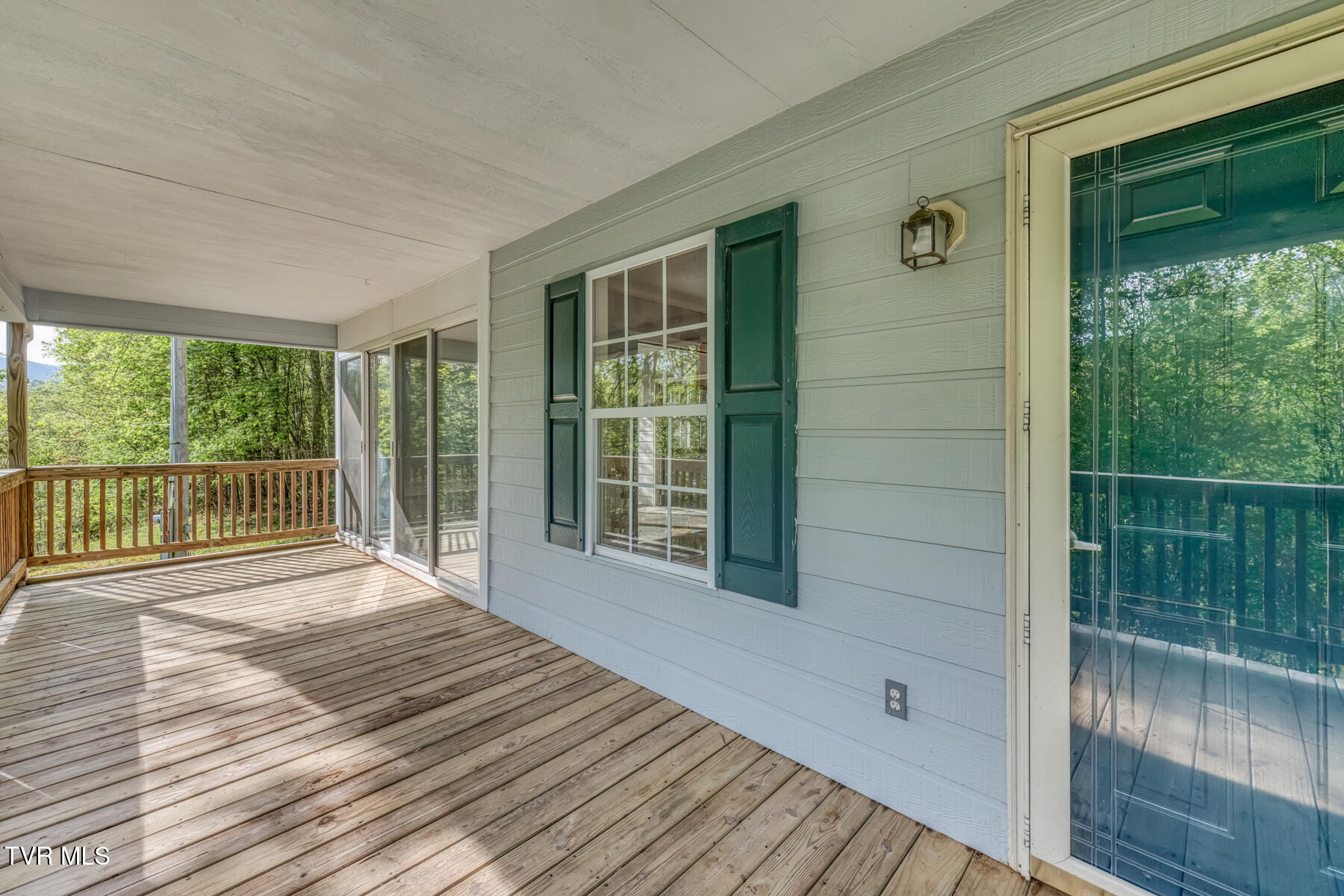 514 Piney Grove Road Hampton, TN 37658 - Photo 30 of 33 514 Piney Grove Rd-3