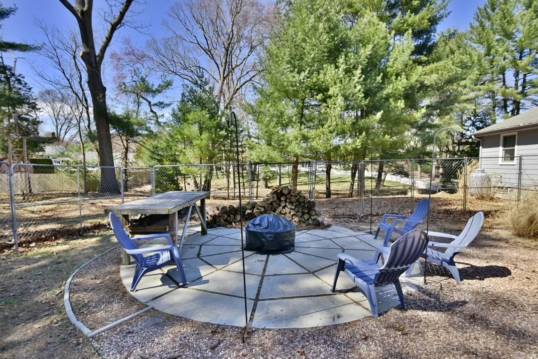 115 Potter Road North Kingstown, RI 02852 - Photo 16 of 18 Gallery Image 16