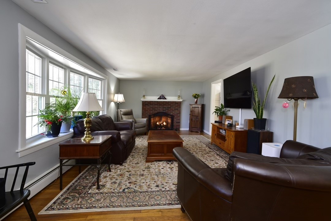 115 Potter Road North Kingstown, RI 02852 - Photo 8 of 18 Gallery Image 8