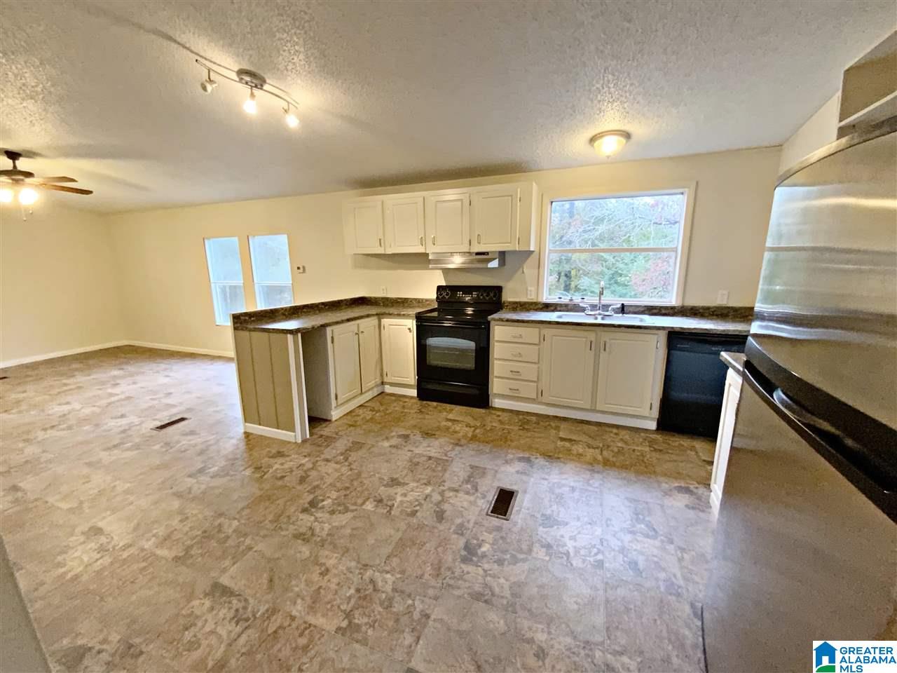 270 Cobb Road Ohatchee, AL 36271 - Photo 5 of 36