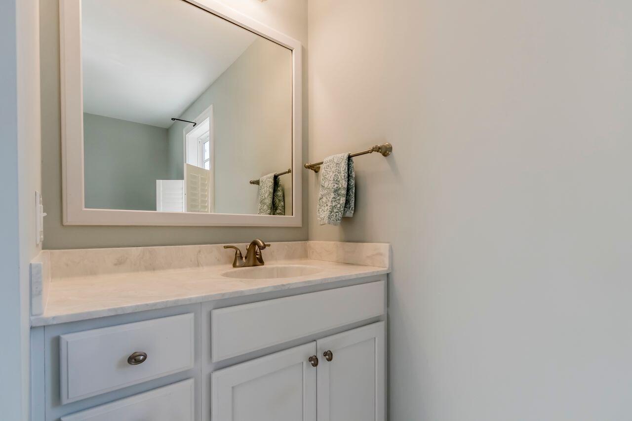 46 Drowne Road Cumberland, ME 04021 - Photo 19 of 34 20240214-71063